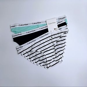NWT Calvin Klein 3pc Bikini Panty Set